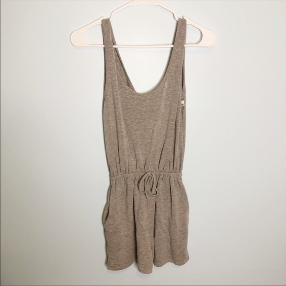 Pants - Green Mango Gray Romper Size Medium Has Pockets